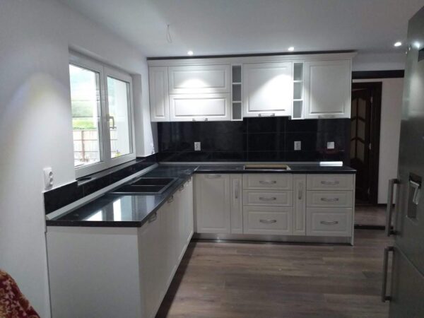 Bucatarie clasica din MDF infoliat Alb alpin model Anemona (2)