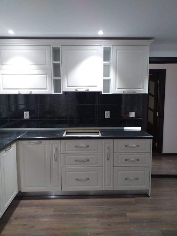 Bucatarie clasica din MDF infoliat Alb alpin model Anemona (3)