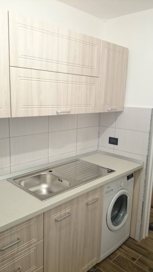 Bucatarie clasica din MDF Larice alb model Iris (1)