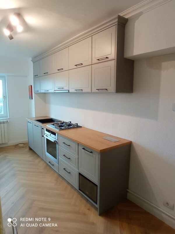 Bucatarie clasica din MDF infoliat Gri Arctic model Lalea (2)