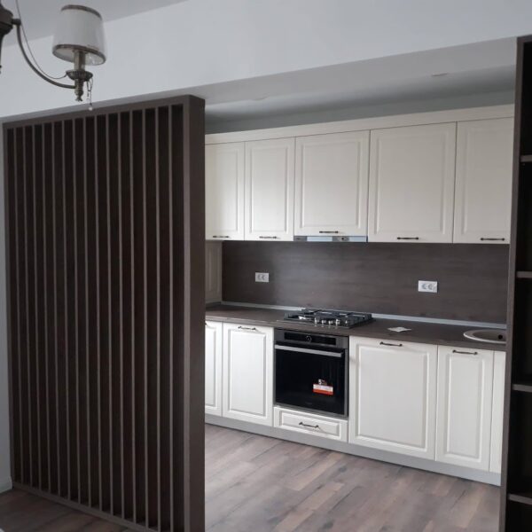 Bucatarie clasica din MDF infoliat Magnolia ultramat model Frezia (5)