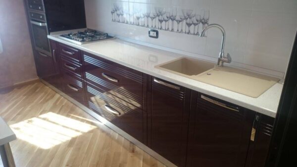 Bucatarie clasica din MDF vopsit cu frezare Nett 101 si Nett 36 model Orhideea (2)