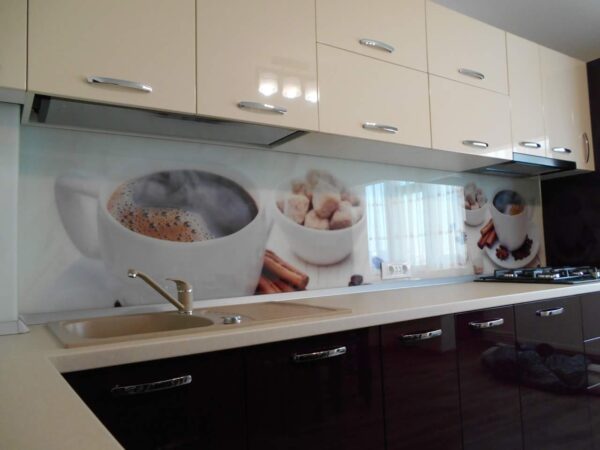 Bucatarie moderna din MDF placa Bianco si Damson HG model Liliac (4)