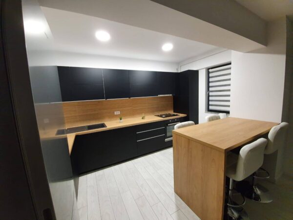 Bucatarie moderna din MDF placa Negru Soft touch model Magnolia (2)