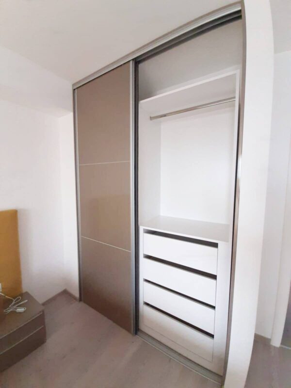 Dormitor modern din MDF lucios model Crin (5)