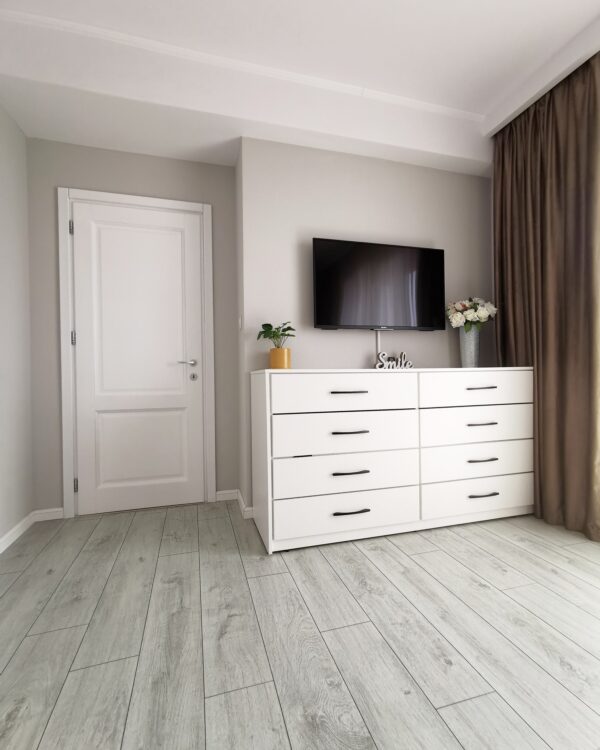 Dormitor modern din PAL Alb neted model Lavanda (3)