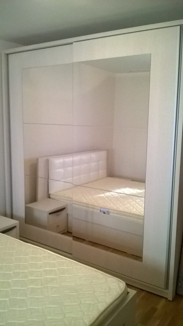 Dormitor modern din PAL Creme model Anemona