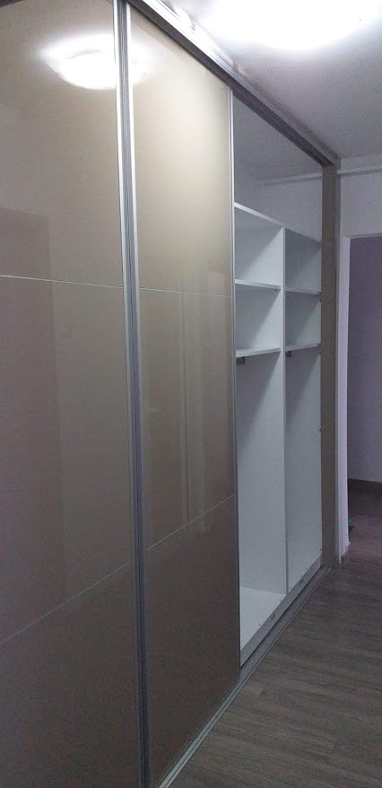 Mobilier hol din MDF lucios HG New Vision model Sakura (2)